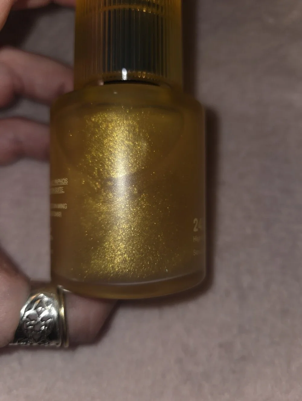 SHEGLAM Bundle Of Fair Skinfinite Foundatiom And 24k Glow Hair Serum